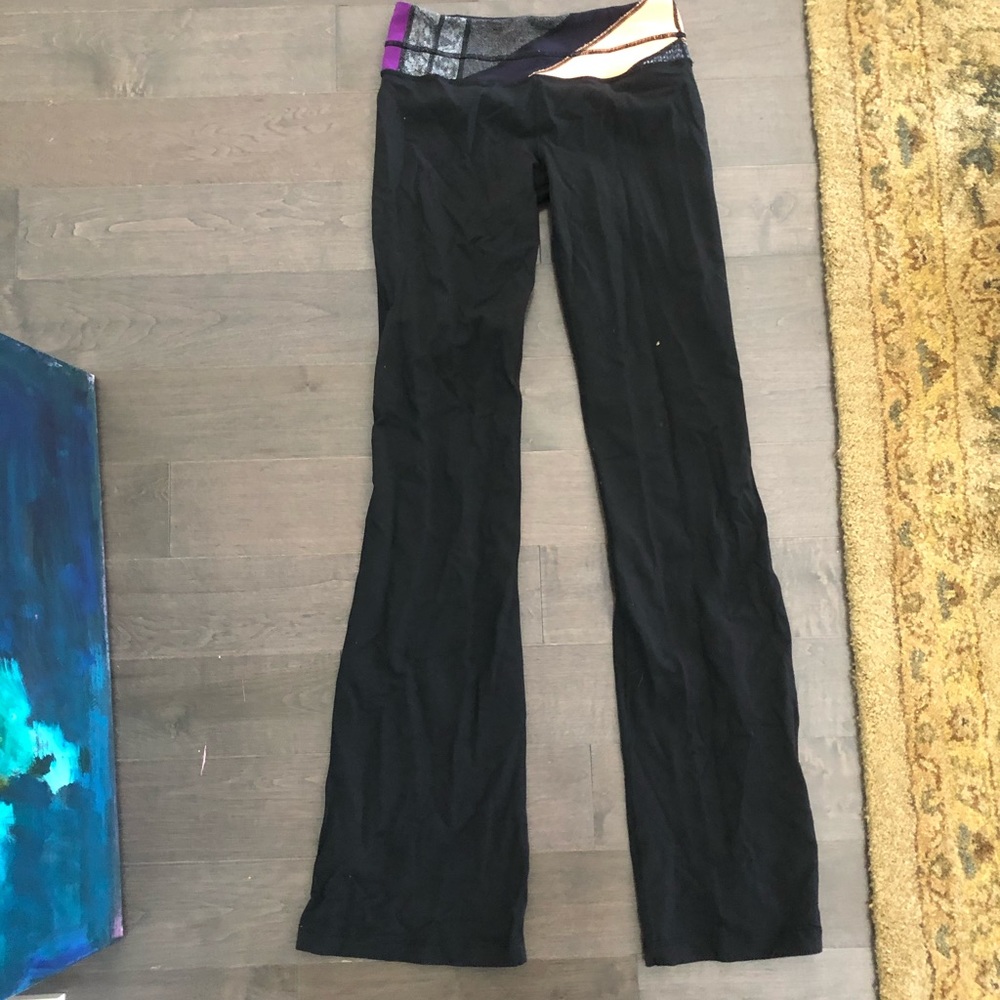 Boot cut lululemon yoga pants
